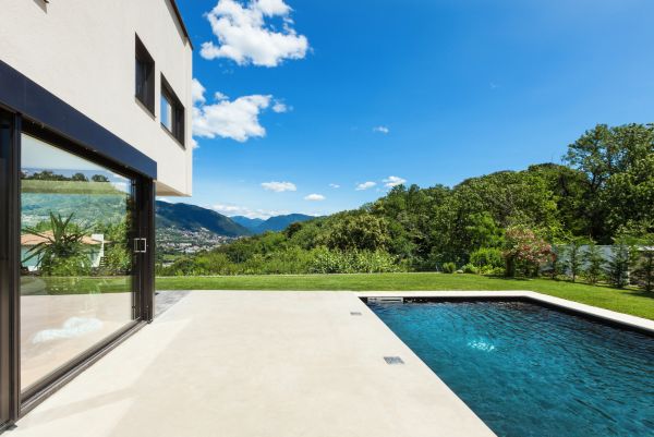 Cost of Poolside Concrete Repair in Joliet